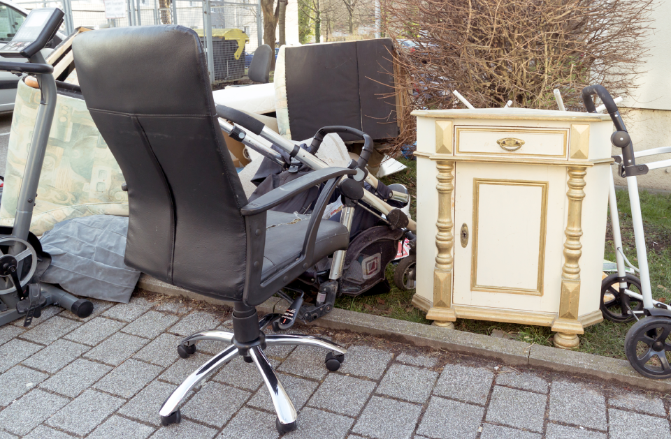 sld2 furniture removal